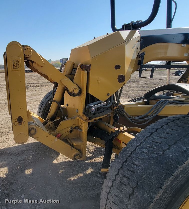 image for item LL9664 2010 Caterpillar 160M VHP  motor grader