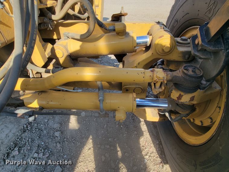 image for item LL9664 2010 Caterpillar 160M VHP  motor grader