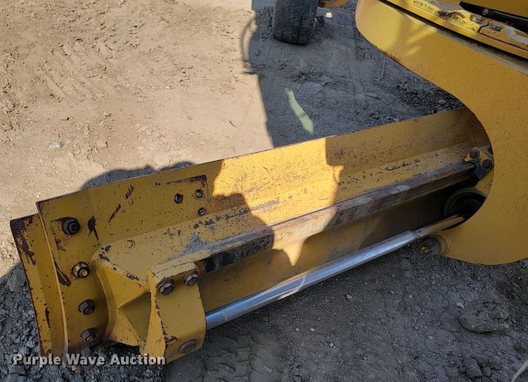 image for item LL9664 2010 Caterpillar 160M VHP  motor grader