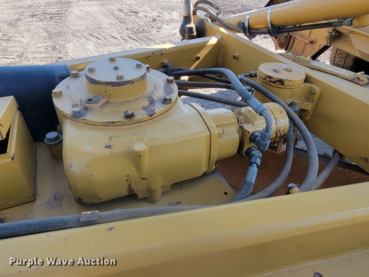 image for item LL9664 2010 Caterpillar 160M VHP  motor grader