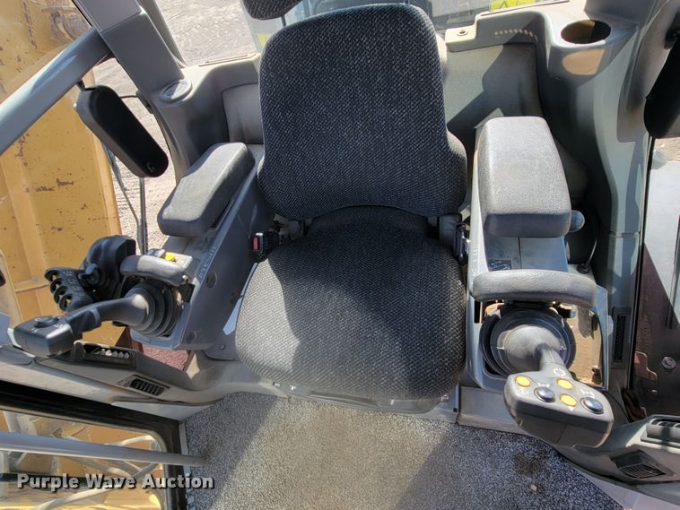 image for item LL9664 2010 Caterpillar 160M VHP  motor grader