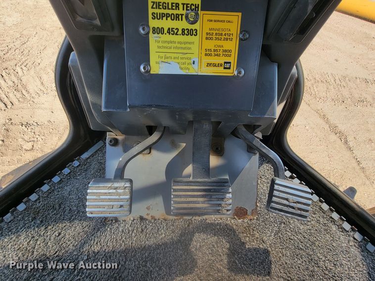 image for item LL9664 2010 Caterpillar 160M VHP  motor grader