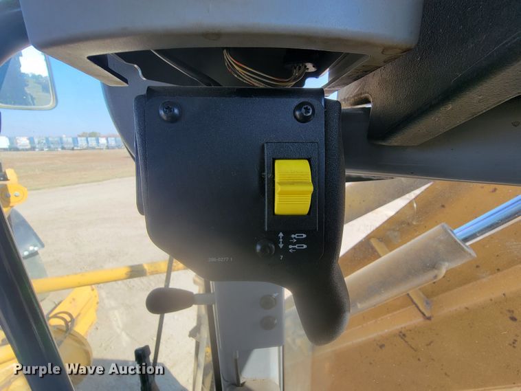 image for item LL9664 2010 Caterpillar 160M VHP  motor grader