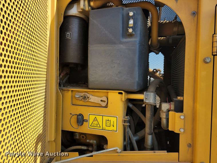 image for item LL9664 2010 Caterpillar 160M VHP  motor grader