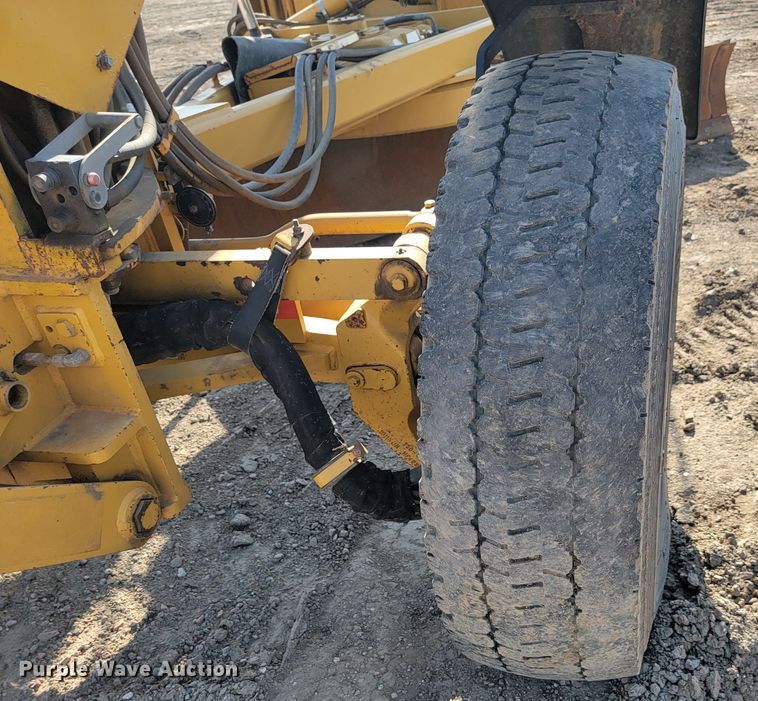 image for item LL9664 2010 Caterpillar 160M VHP  motor grader