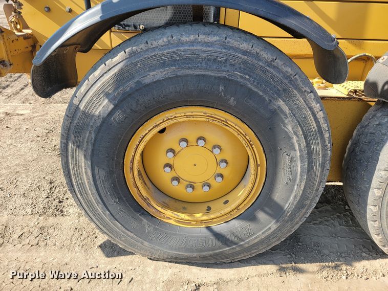 image for item LL9664 2010 Caterpillar 160M VHP  motor grader