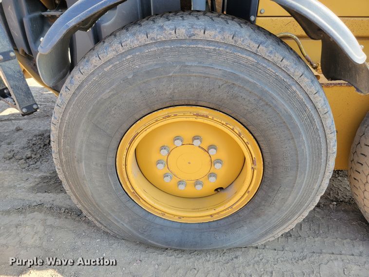 image for item LL9664 2010 Caterpillar 160M VHP  motor grader