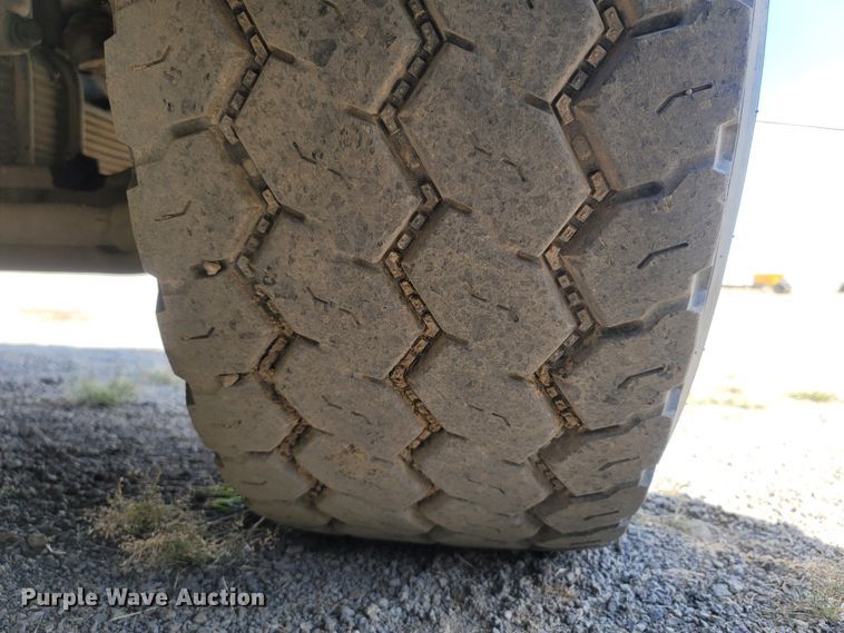 image for item LM9776 2016 Western Star 4700SF  dump truck