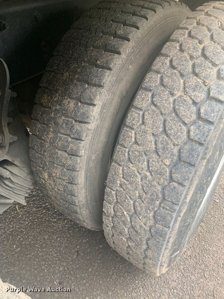 image for item LM9776 2016 Western Star 4700SF  dump truck