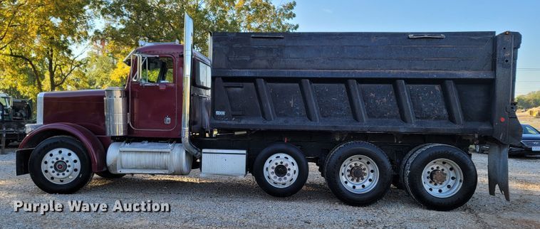 image for item LN9633 1998 Peterbilt 379  dump truck