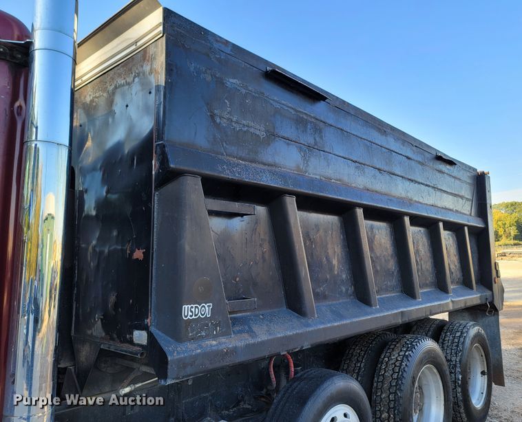 image for item LN9633 1998 Peterbilt 379  dump truck