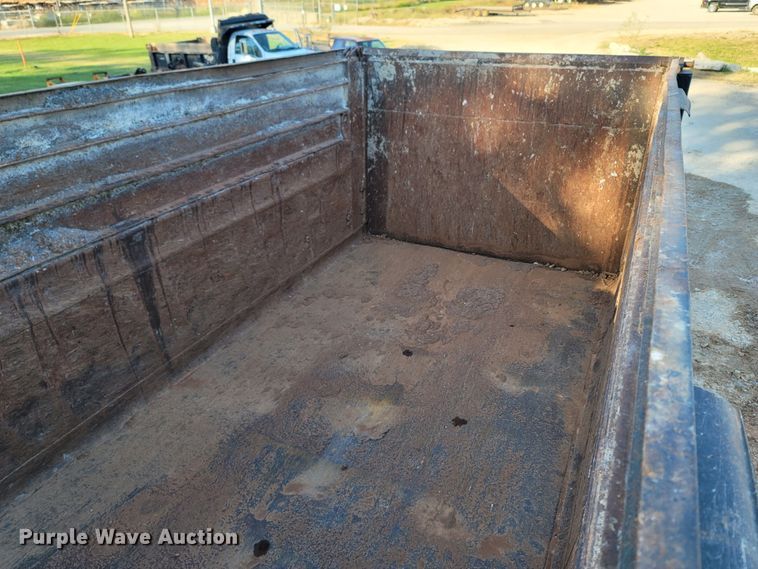 image for item LN9633 1998 Peterbilt 379  dump truck