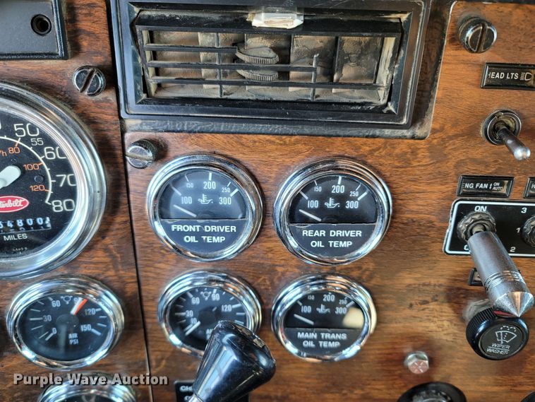 image for item LN9633 1998 Peterbilt 379  dump truck