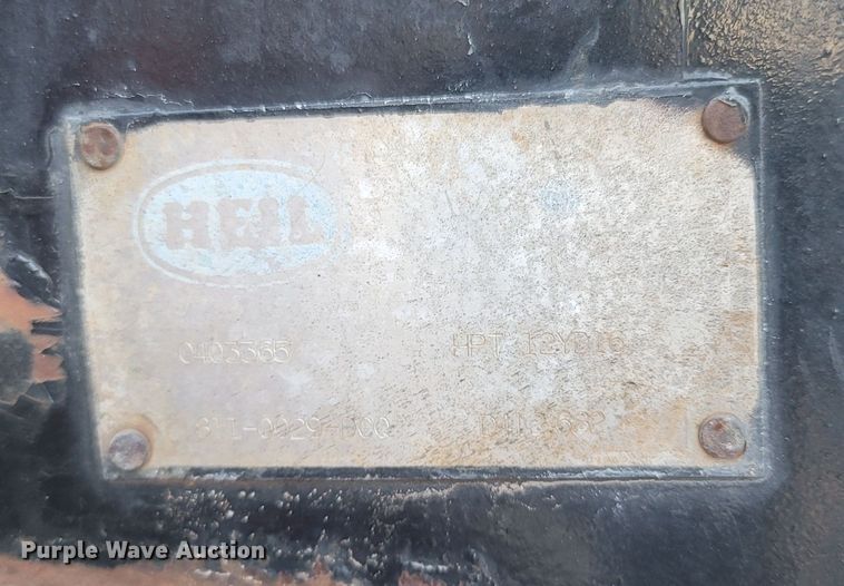 image for item LN9633 1998 Peterbilt 379  dump truck