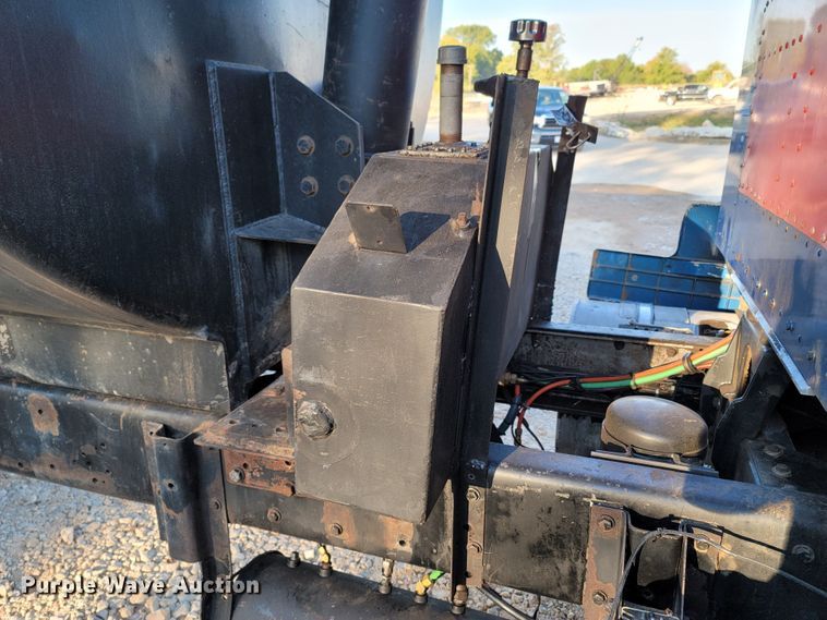 image for item LN9634 1991 Kenworth T660  dump truck