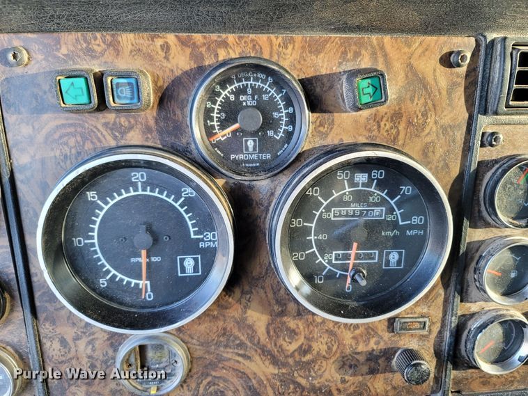 image for item LN9634 1991 Kenworth T660  dump truck