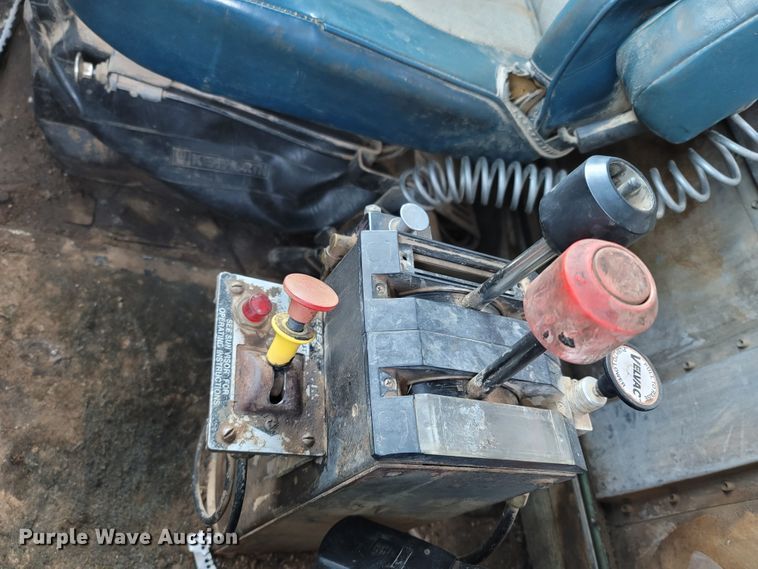 image for item LN9634 1991 Kenworth T660  dump truck