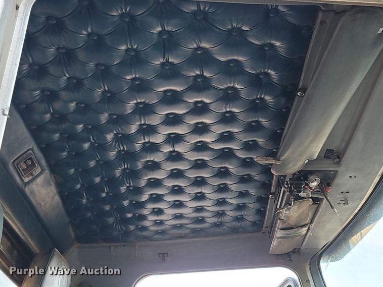 image for item LN9634 1991 Kenworth T660  dump truck