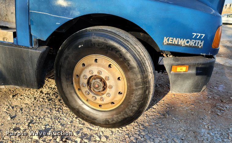 image for item LN9634 1991 Kenworth T660  dump truck