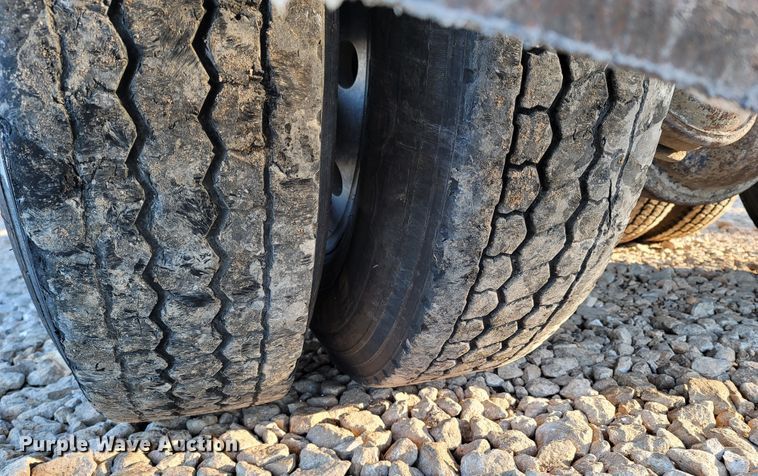 image for item LN9634 1991 Kenworth T660  dump truck