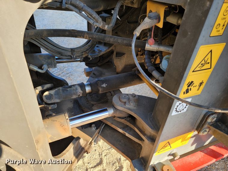 image for item LN9638 2014 SDLG LC938L  wheel loader