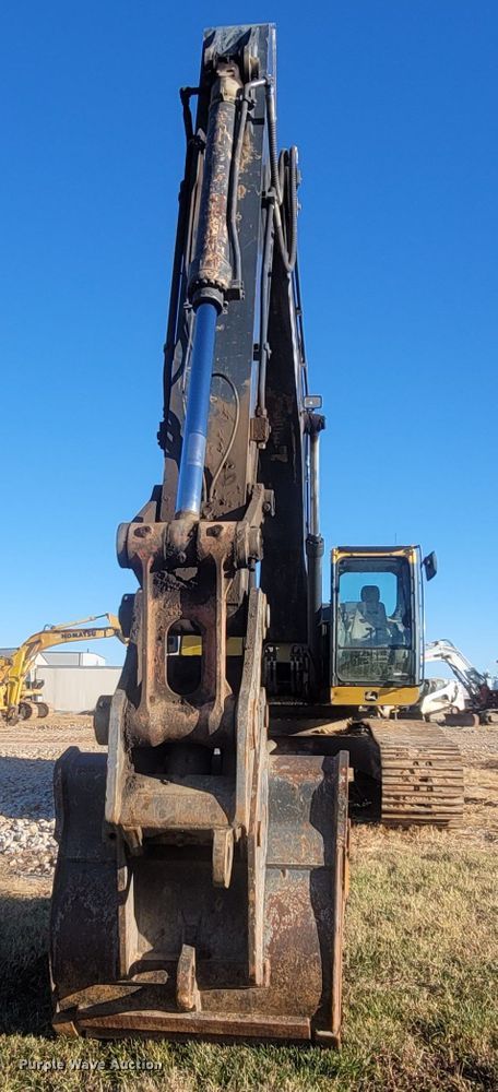 image for item LN9683 2014 John Deere 350G  excavator