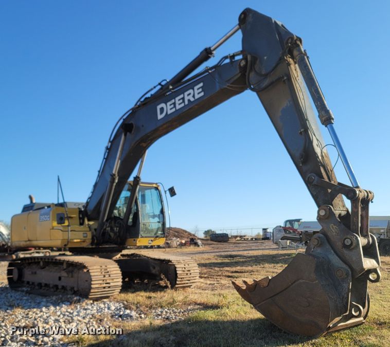 image for item LN9683 2014 John Deere 350G  excavator