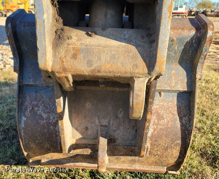 image for item LN9683 2014 John Deere 350G  excavator