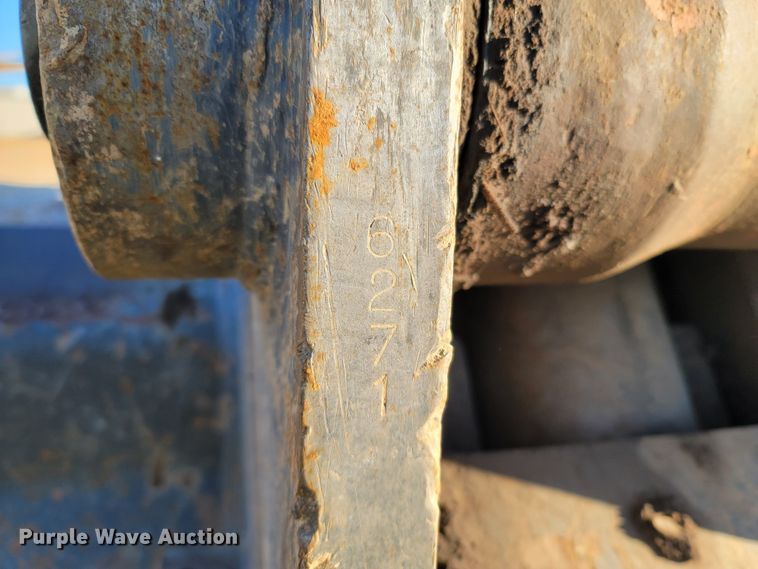 image for item LN9683 2014 John Deere 350G  excavator