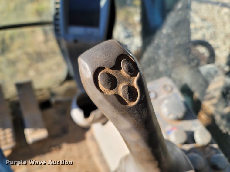 image for item LN9683 2014 John Deere 350G  excavator