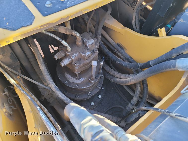 image for item LN9683 2014 John Deere 350G  excavator