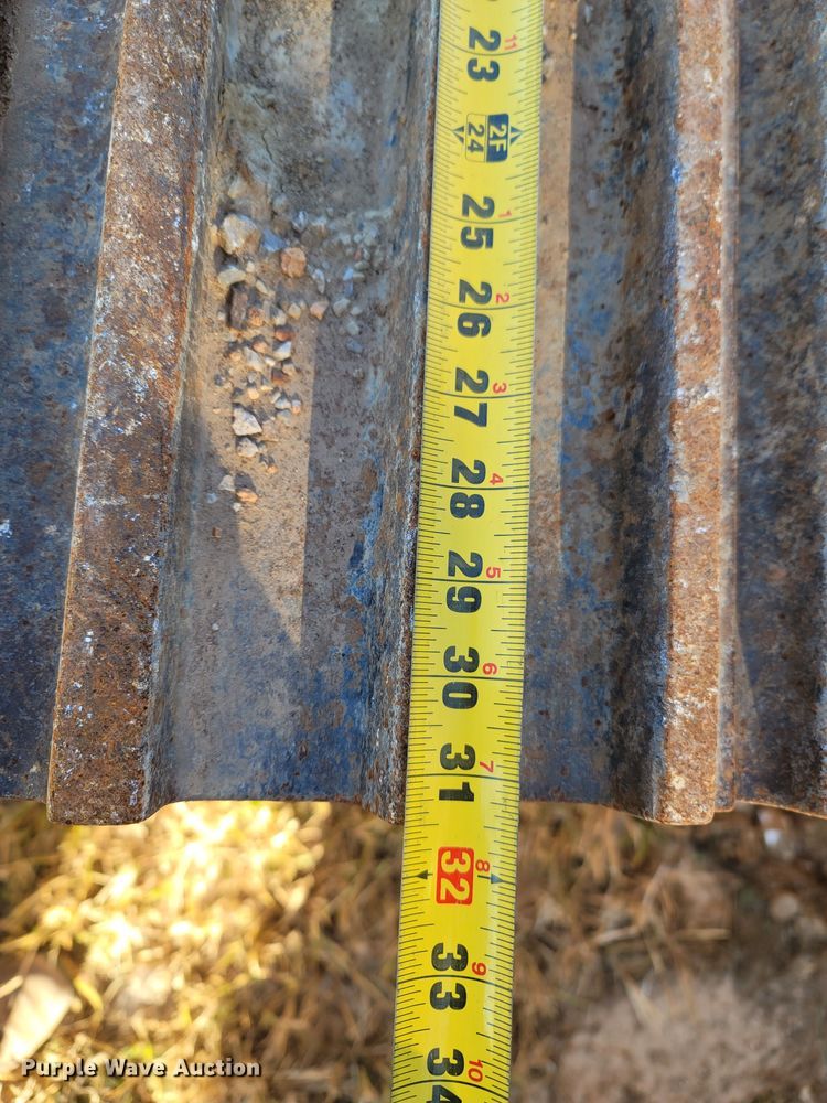 image for item LN9683 2014 John Deere 350G  excavator