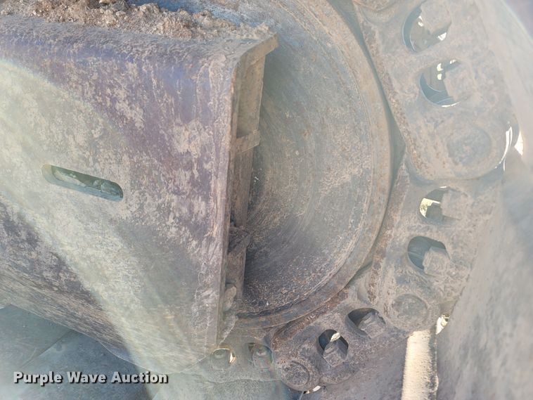 image for item LN9683 2014 John Deere 350G  excavator