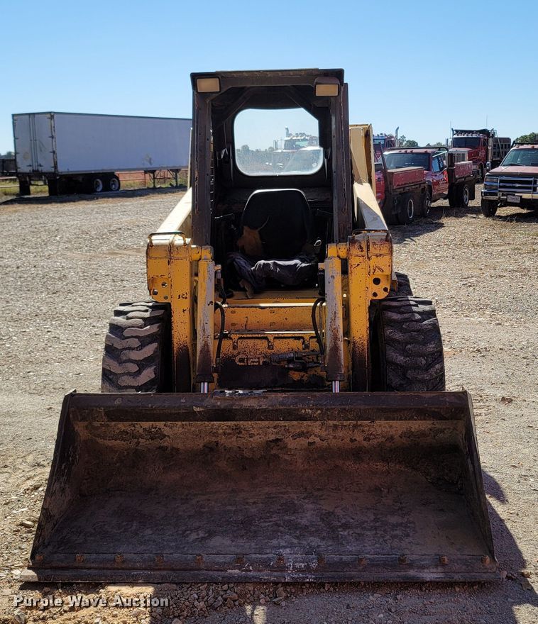 image for item LN9686 1999 Gehl SL5635SX  skid steer loader