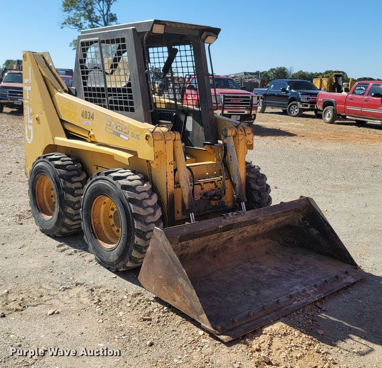 image for item LN9686 1999 Gehl SL5635SX  skid steer loader