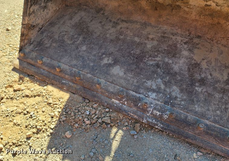 image for item LN9686 1999 Gehl SL5635SX  skid steer loader