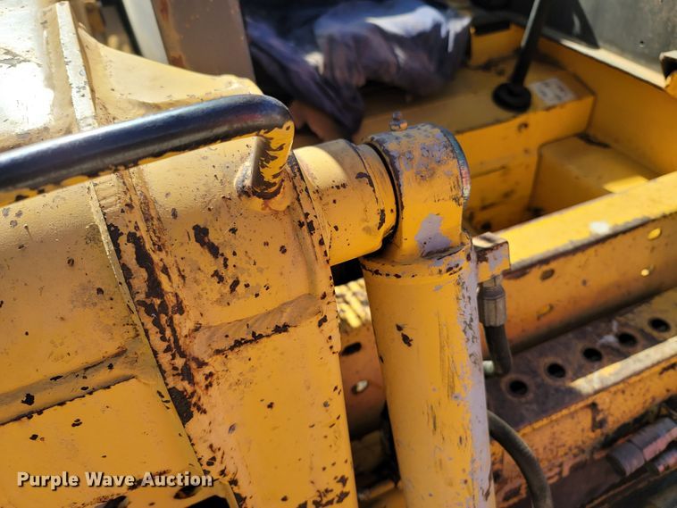 image for item LN9686 1999 Gehl SL5635SX  skid steer loader