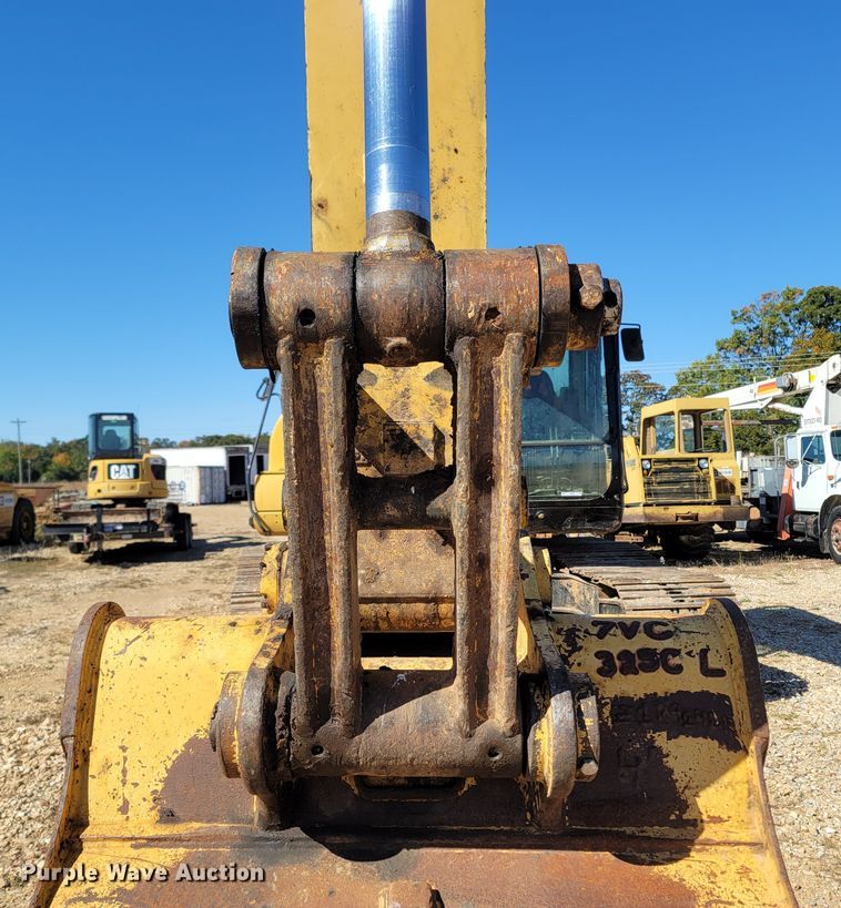 image for item LN9687 2005 Caterpillar 325C  excavator