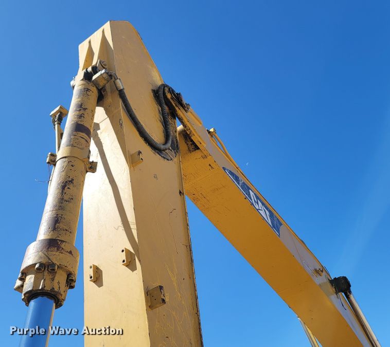 image for item LN9687 2005 Caterpillar 325C  excavator