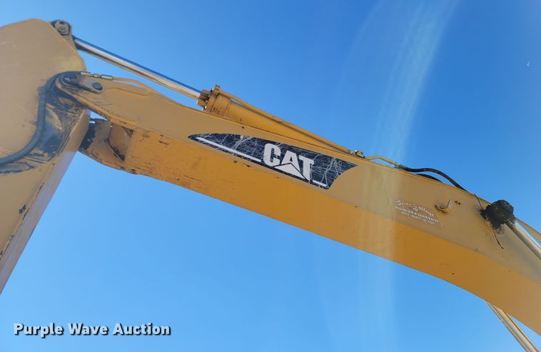 image for item LN9687 2005 Caterpillar 325C  excavator