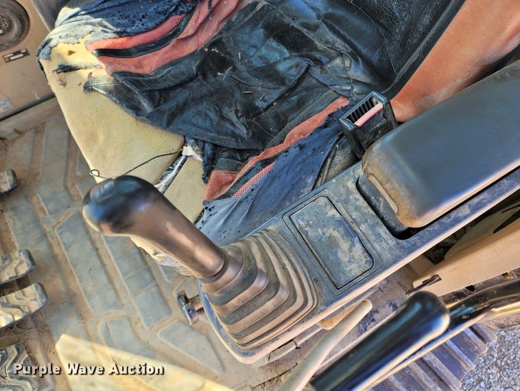 image for item LN9687 2005 Caterpillar 325C  excavator