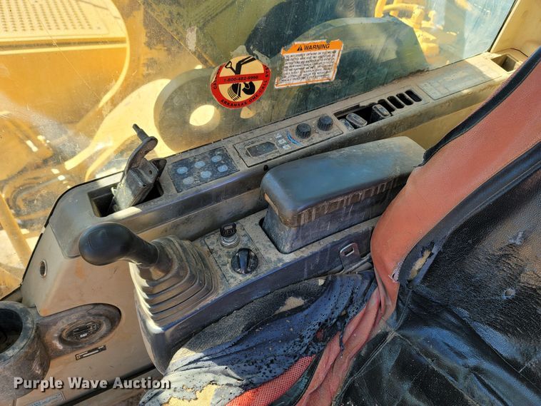 image for item LN9687 2005 Caterpillar 325C  excavator