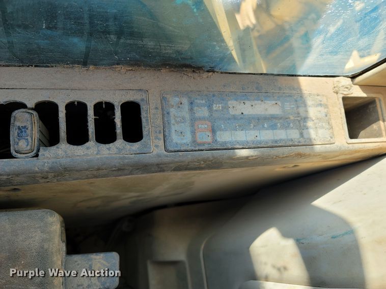 image for item LN9687 2005 Caterpillar 325C  excavator