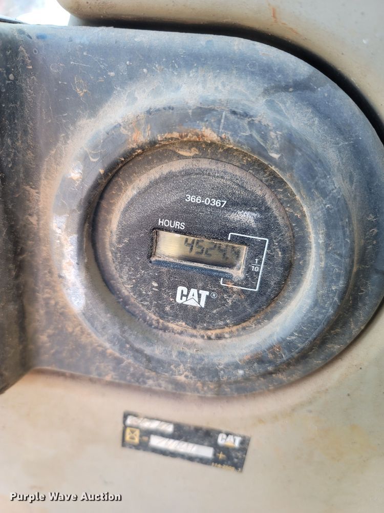 image for item LN9687 2005 Caterpillar 325C  excavator