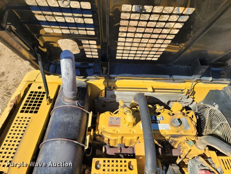 image for item LN9687 2005 Caterpillar 325C  excavator