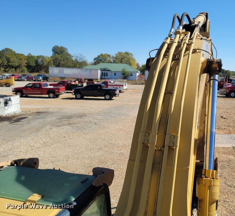 image for item LN9687 2005 Caterpillar 325C  excavator