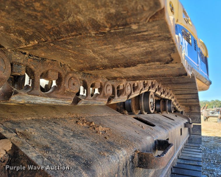 image for item LN9687 2005 Caterpillar 325C  excavator