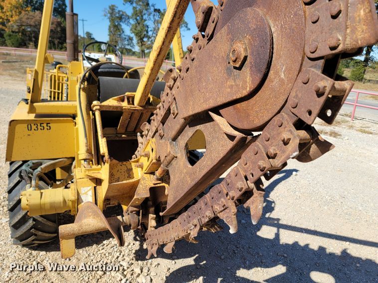image for item LN9689 1997 Vermeer V4150A  trencher