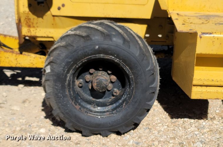 image for item LN9689 1997 Vermeer V4150A  trencher