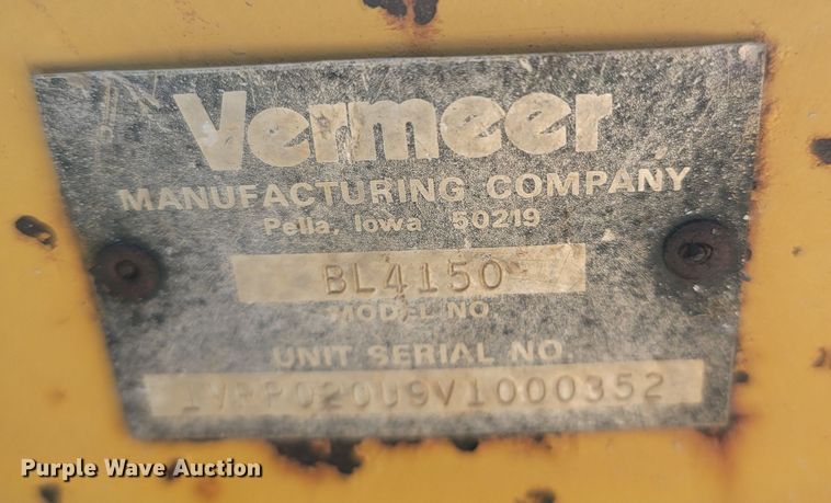 image for item LN9689 1997 Vermeer V4150A  trencher